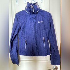 Bench spring jacket